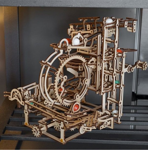 Stupňovitý kladkostroj Marble Run