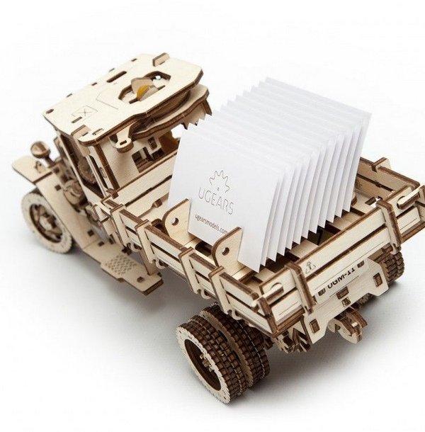 Nákladné auto UGM-11